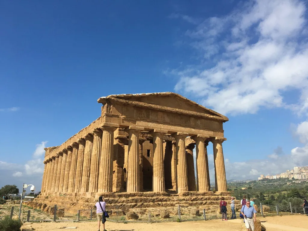 Famous Ancient Greek Temples 11 Temple of the Agrigento Omonoia